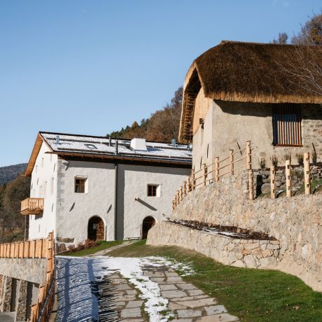 Oberbuchfelder Hof | Boutique Farmhouse Apartments in Laion, South Tyrol