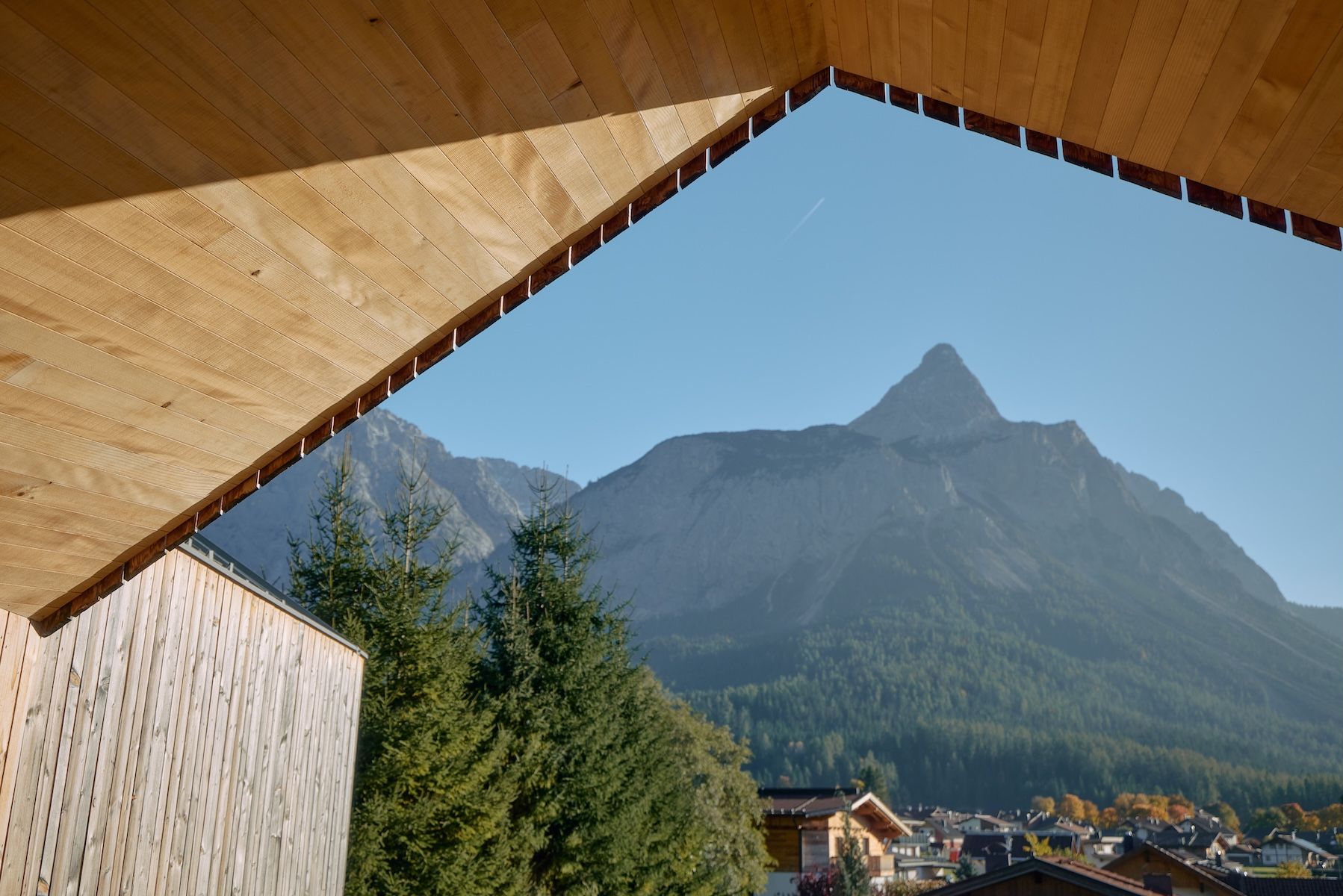 Aerli Apartments Tirol | Boutique Holiday Home close to the Zugspitze in Ehrwald, Austria, Europe.
