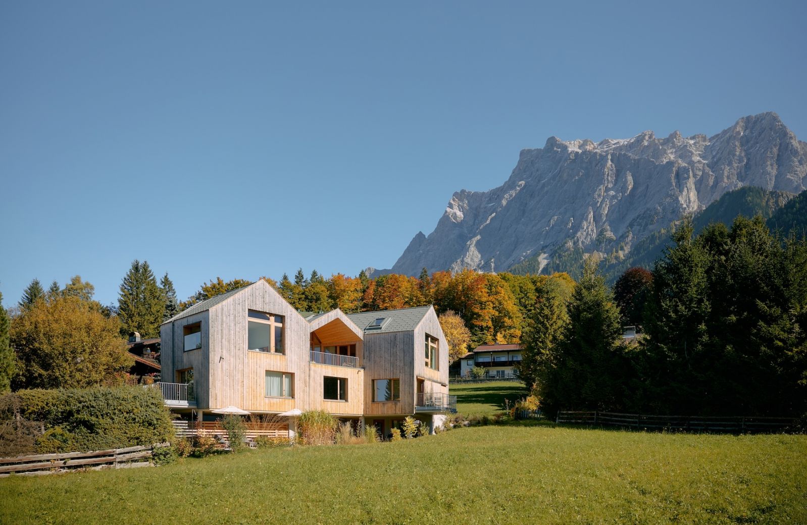 Aerli Apartments Tirol | Boutique Holiday Home close to the Zugspitze in Ehrwald, Austria, Europe.