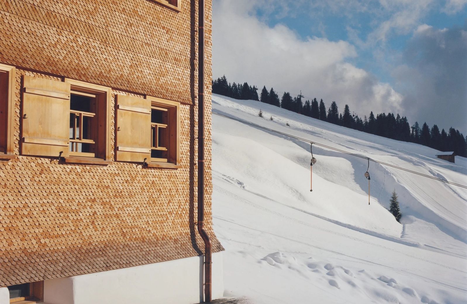 Where to Ski in the Alps | Skiing Guide to the Pistes | The Aficionados 