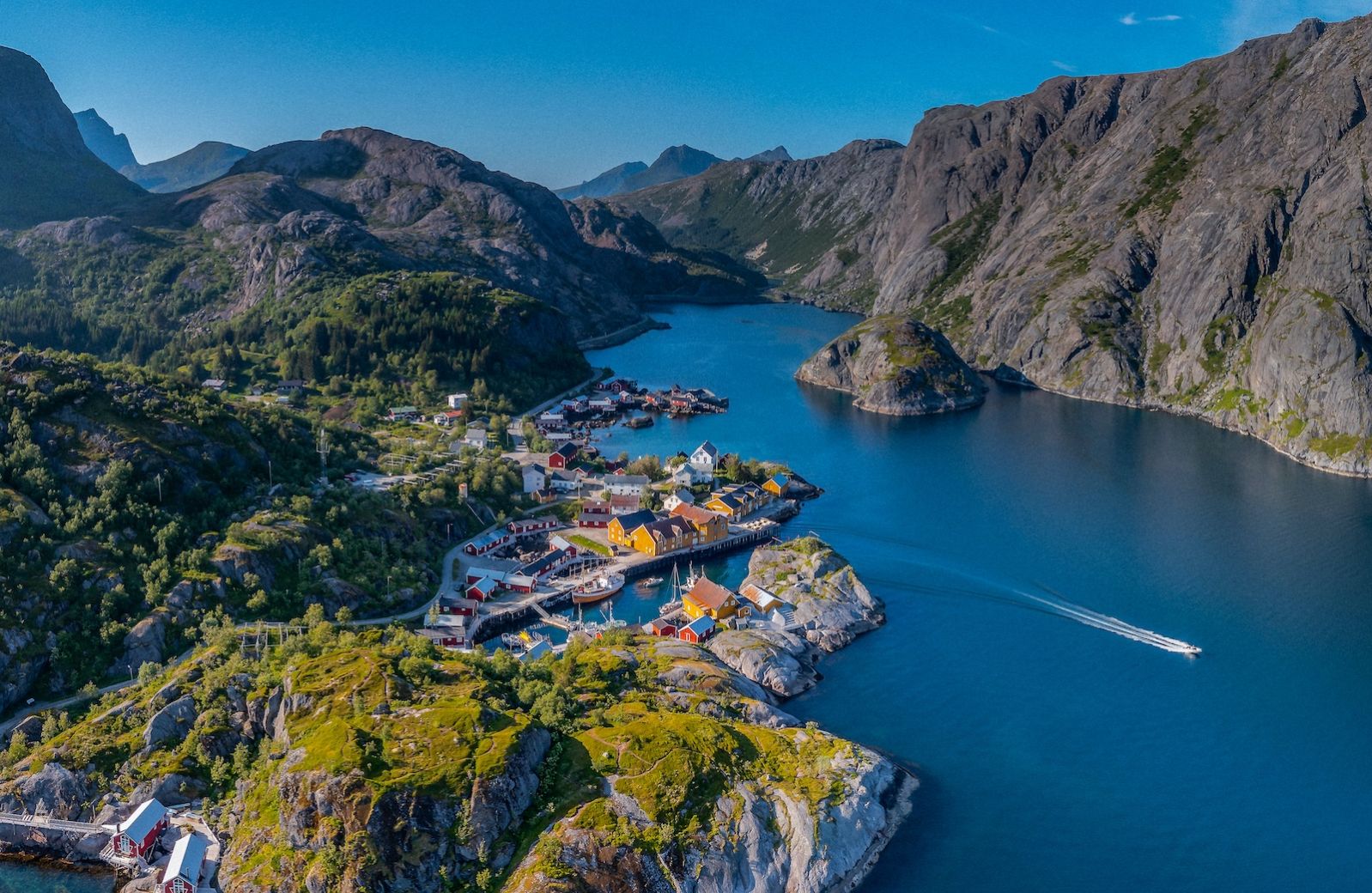 NUSFJORD Resort & Village | Lofoten Archipelago | Artic Luxury Hotels for Aurora Borealis/Northen Lights 