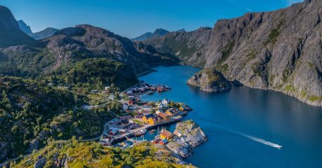 NUSFJORD Resort & Village | Lofoten Archipelago | Artic Luxury Hotels for Aurora Borealis/Northen Lights 