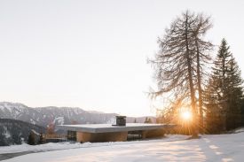 Anders Mountain Suites | Design Hotel | Brixen, Bressanone South Tyrol Italy by architect Martin Grubner | The Aficionados