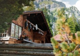Chalet Arva – A Secluded Swiss Alpine Retreat by Lake Oeschinen /Oeschinensee 