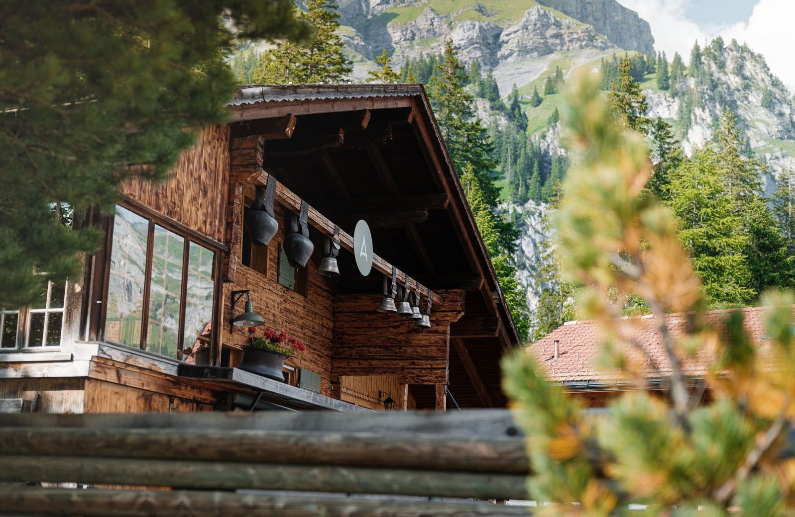 Chalet Arva – A Secluded Swiss Alpine Retreat by Lake Oeschinen /Oeschinensee 