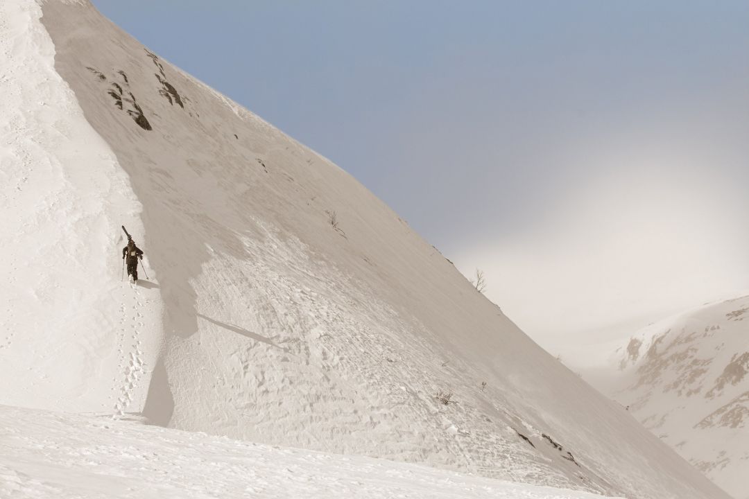Man Skiiing on the slopes - Ski Makers |  The Aficionados Journal 