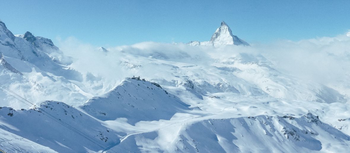 Skiing in Zermatt | The Ultimate Guide to Ski in Valais 