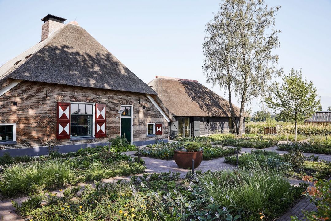 Farmhouse Restoration | Paul Geertman | Aedes Hotels, Residencies and Commercial Development | Amsterdam 