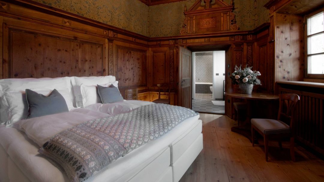 Historic Bedroom Suites | Schloss Freudenstein | Luxury Hotel with Boutique Suites in Appiano/Eppan, Italy | The Aficionados