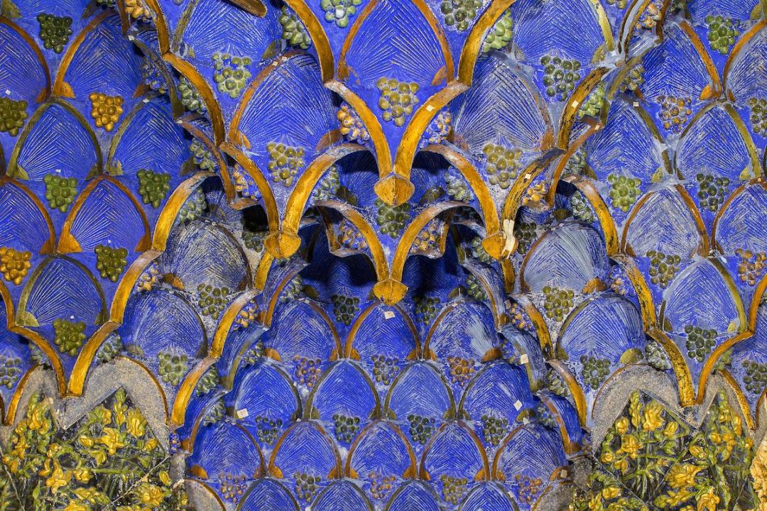 Casa Vicens Barcelona by Antoni Gaudí, facade, catalan achitecture,tiles |  Casa Vicens Gaudi | Guide to Barcelona | The Aficionados 