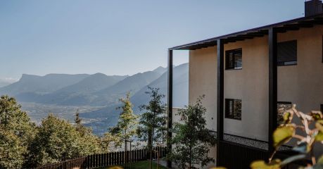 Farnhaus Holiday Apartments | Tirolo, Dorf Tirol, South Tyrol Italy | The Aficionados