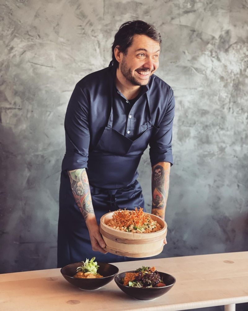 Chef presenting food | Fuchsegg Eco Lodge, Bregenzerwald – Design Hotel in the Austrian Alps, Vorarlberg