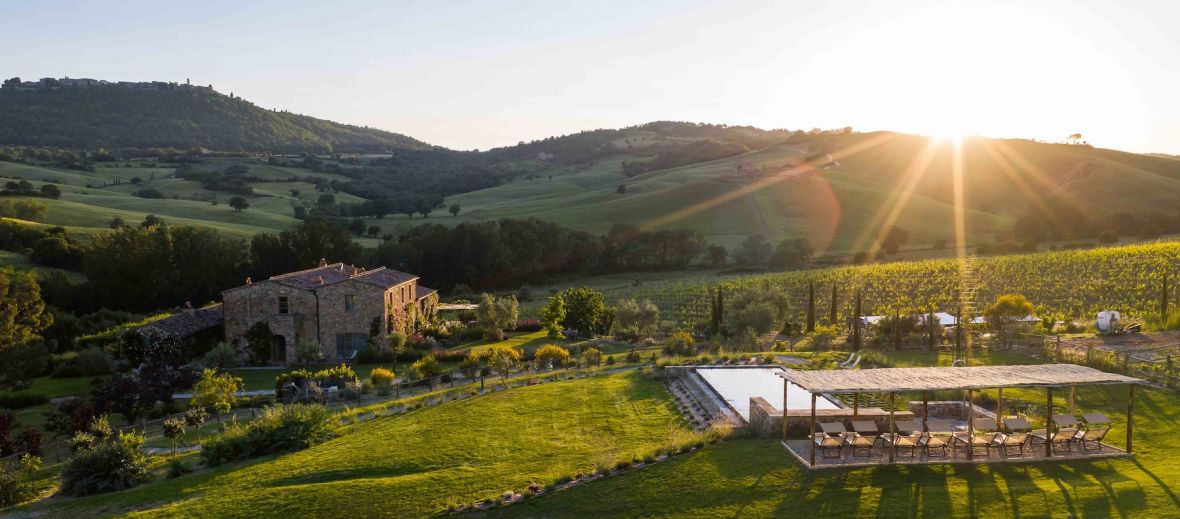 Rural Tuscany - at the FOLLONICO B&B boutique guesthouse in Montefollonico.