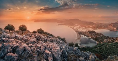Beautiful orange sunset over the coastline and Aegean Sea |Muğla Boutique Hotels & Creative Escapes | The Aficionados