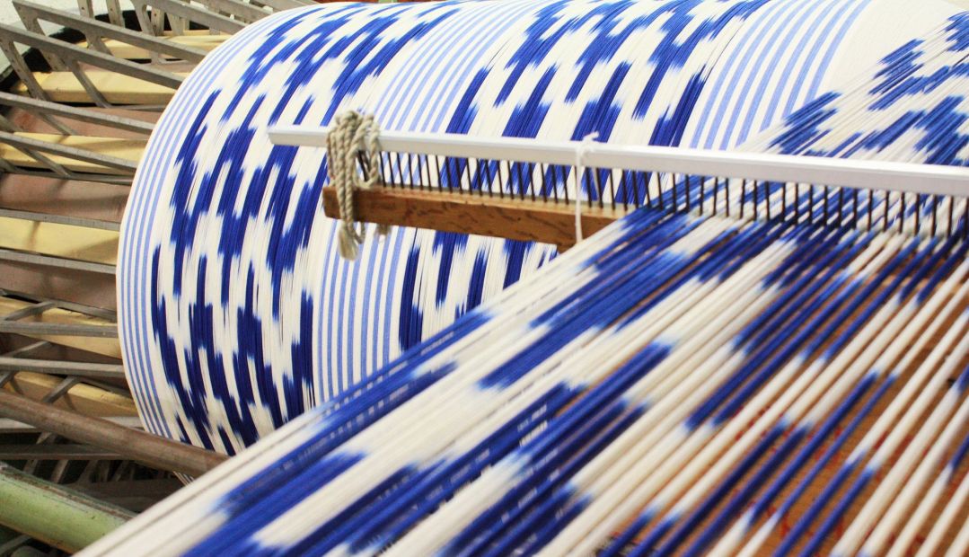 IKAT Blue & white textile from Mallorca, that bears a characteristic pattern obtained by the process of resist dying, and the island of Mallorca is the only place where you can still visit family-run workshops that have been operating for over 160 years. 