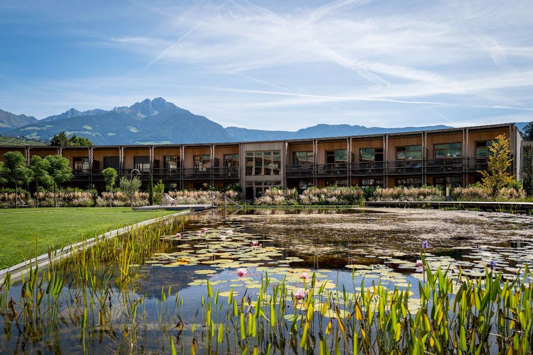 Villaverde Merano | Design Wellness Hotel Apartments in Lagundo Algund, South Tyrol, Italy by Studio Biquadra | The Aficionados