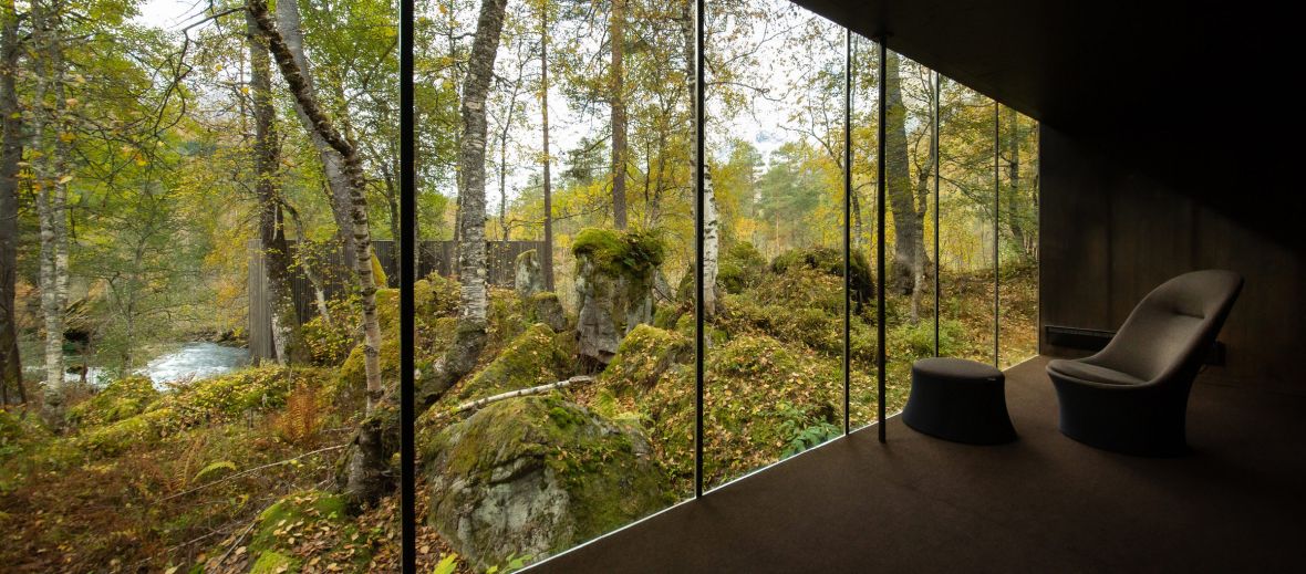 The design hotel Juvet Landscape Hotel Alstad Norway has amazing architecture, and was the film set for Ex-Machina