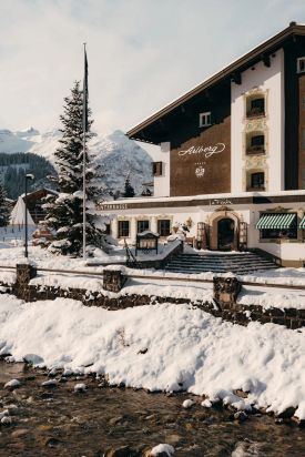 Hotel Arlberg luxury hotel in Lech am Arlberg in Austria