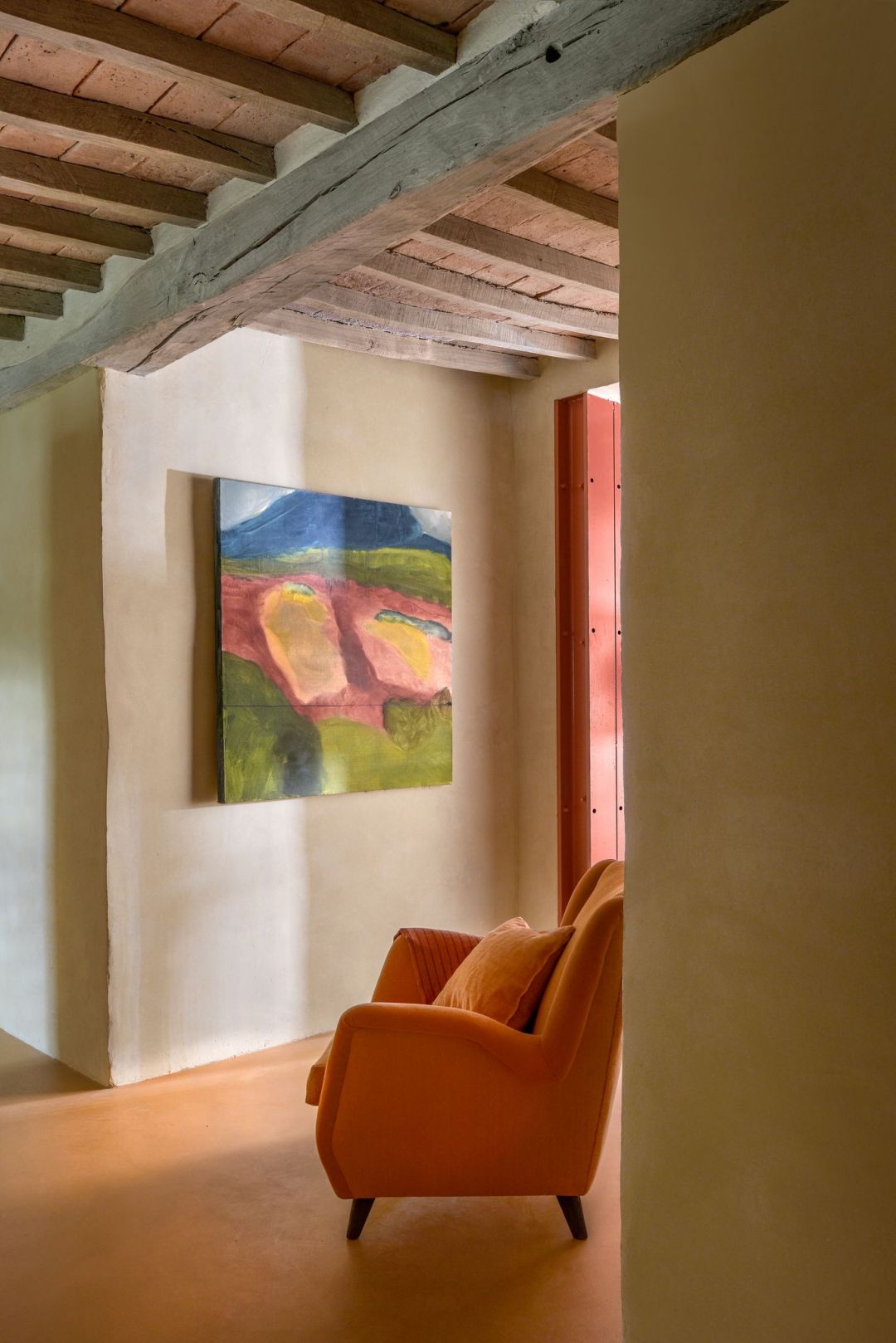 Artworks decoration | Monteverdi Hotel Tuscany | Photography Beautiful Interiors and Architecture 