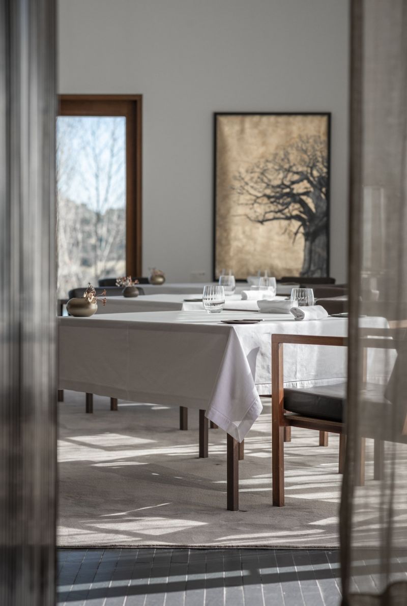 Contemporary Modern Interior Restaurant Design | A Taste of Creative Alchemy: David Jesus at Mapa, Luxury Hotel L'AND Vineyards Alentejo, Portugal 