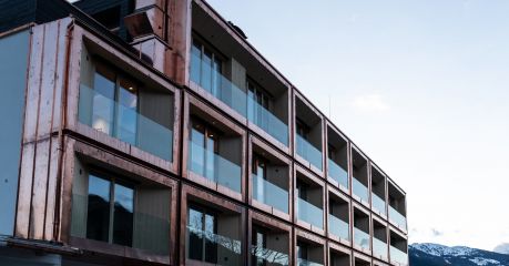 Mari Pop Boutique Hotel, Ried Tirol -facade in Copper by architects Besto. ZT 