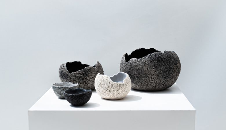 Kallirhoe No1 - Βowl made of grey and black stoneware. | Maru Meleniou | Ceramic Designs in Stoneware | The Aficionados 