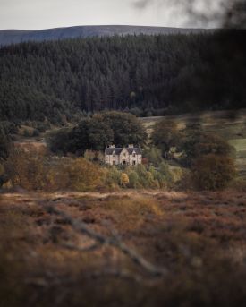 Killiehuntly, farmhouse, hotel, design, Scottish, Highlands, interiors, boutique