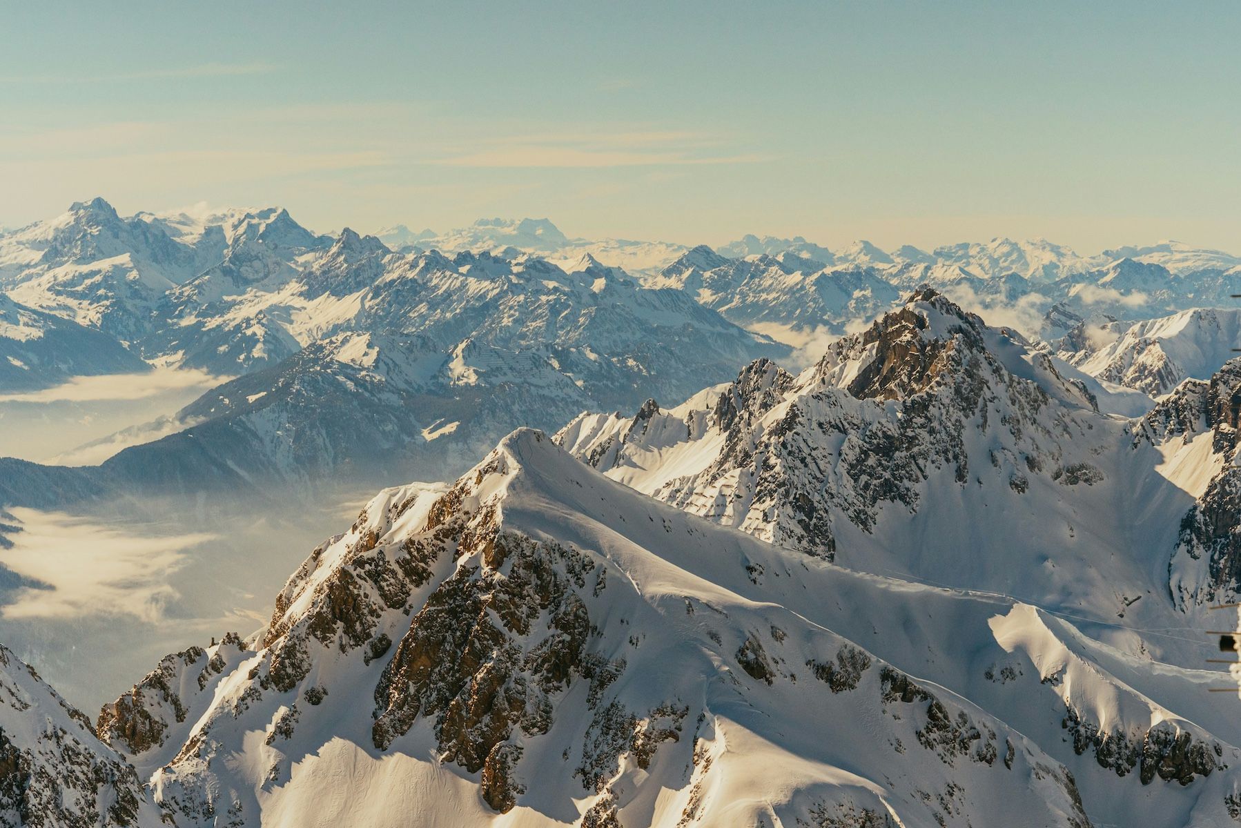 Ullrhaus | new design hotel located in the resort of St. Anton in the Tyrolean Alps