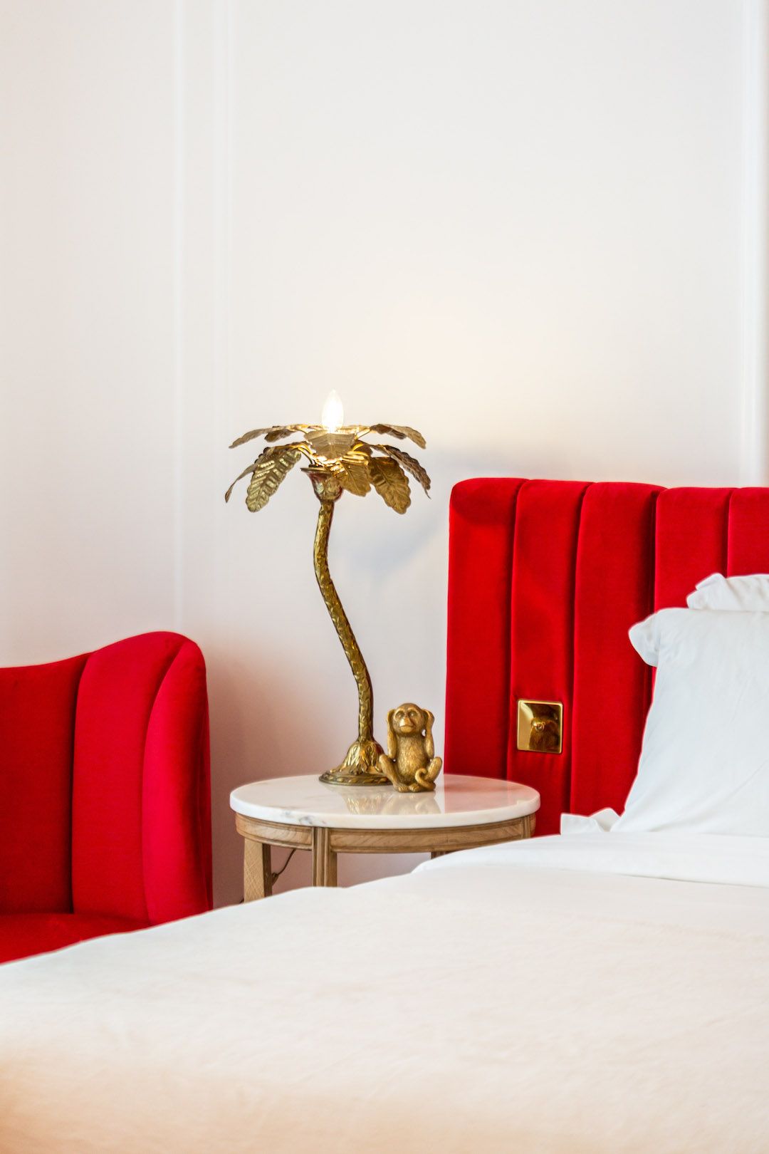 Hot red hotel interior | Palacio Principe Real | Luxury Boutique Hotel Lisbon | The Aficionados
