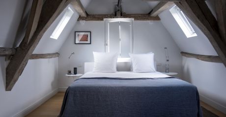Modernist Furniture | Cool Hotel Design Interiors at boutique Hotel Julien Antwerp, Belgium 