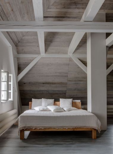 Luxury Bedroom Suites in White | Modern country living interiors | Mezi Plutky Boutique Hotel in the Carpathian Mountain range of Beskydy offers cool design accommodation in the Moravian-Silesian region of the Czech Republic
