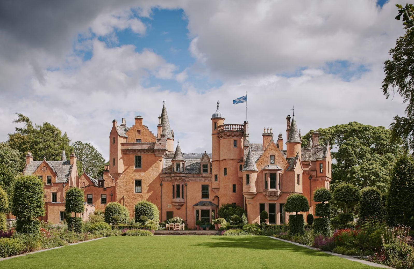 The Aficionados | Curated Travel Guides | Design Hotels