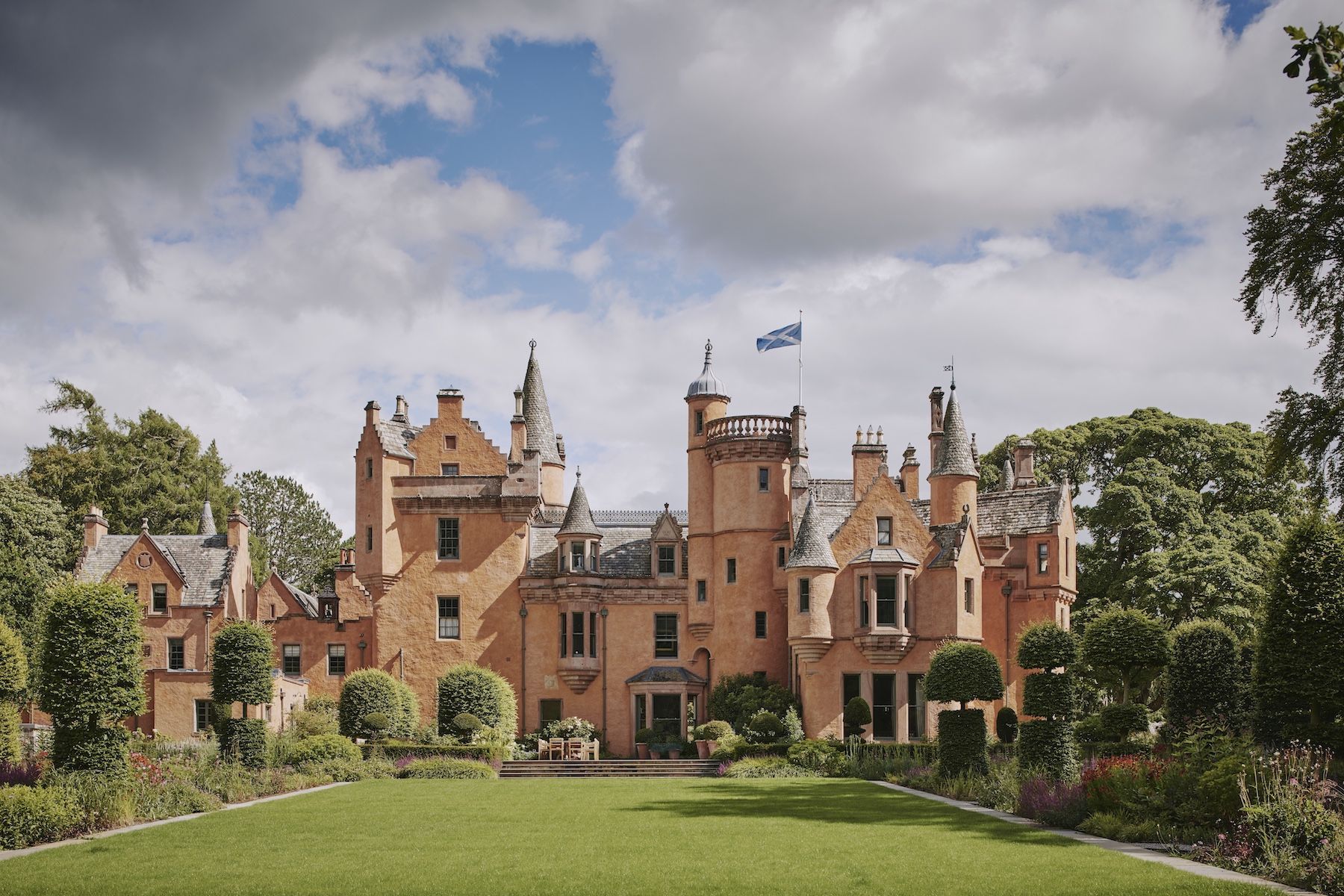 Aldourie Castle Loch Ness | Historic Private-Hire Luxury Estate in Scotland 