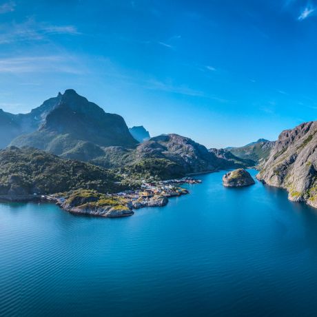 NUSFJORD Resort & Village | Lofoten Archipelago | Artic Luxury Hotels for Aurora Borealis/Northern Lights 