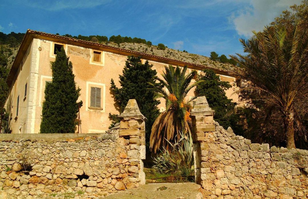 Son Brull Mallorca | Restoration Hotels - The Collection of ruins to fabulous | The Aficionados Journal 