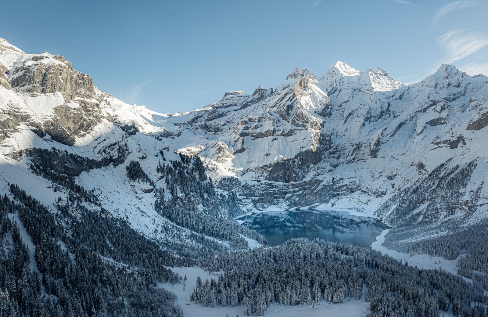 Lake Oeschinensee | Travel, Hotel & Ski Guide to Switzerland 