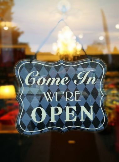 The Highland Chocolatier Iain Burnett - shop in Grandtully, Perthshire Scotland