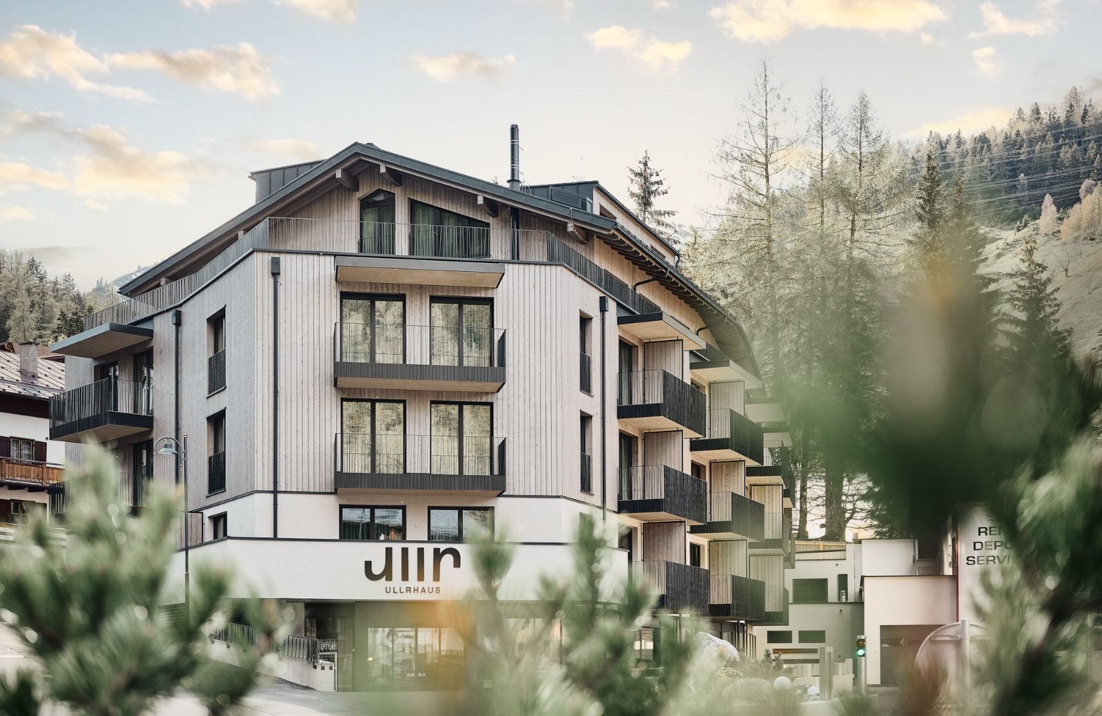 Ullrhaus | new design hotel located in the resort of St. Anton in the Tyrolean Alps