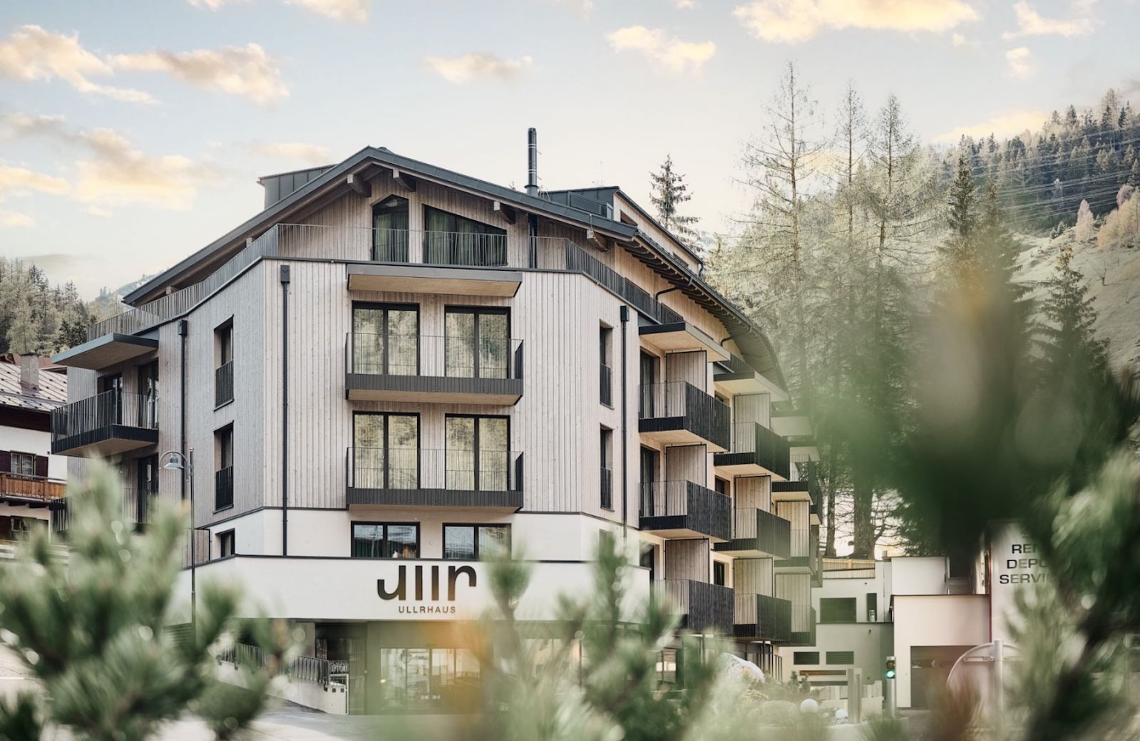 Ullrhaus | design hotel located in the resort of St. Anton in the Tyrolean Alps