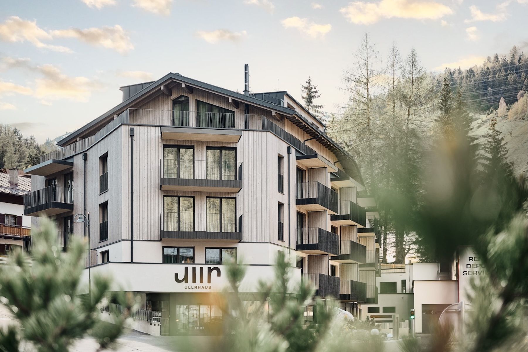 Ullrhaus | design hotel located in the resort of St. Anton in the Tyrolean Alps