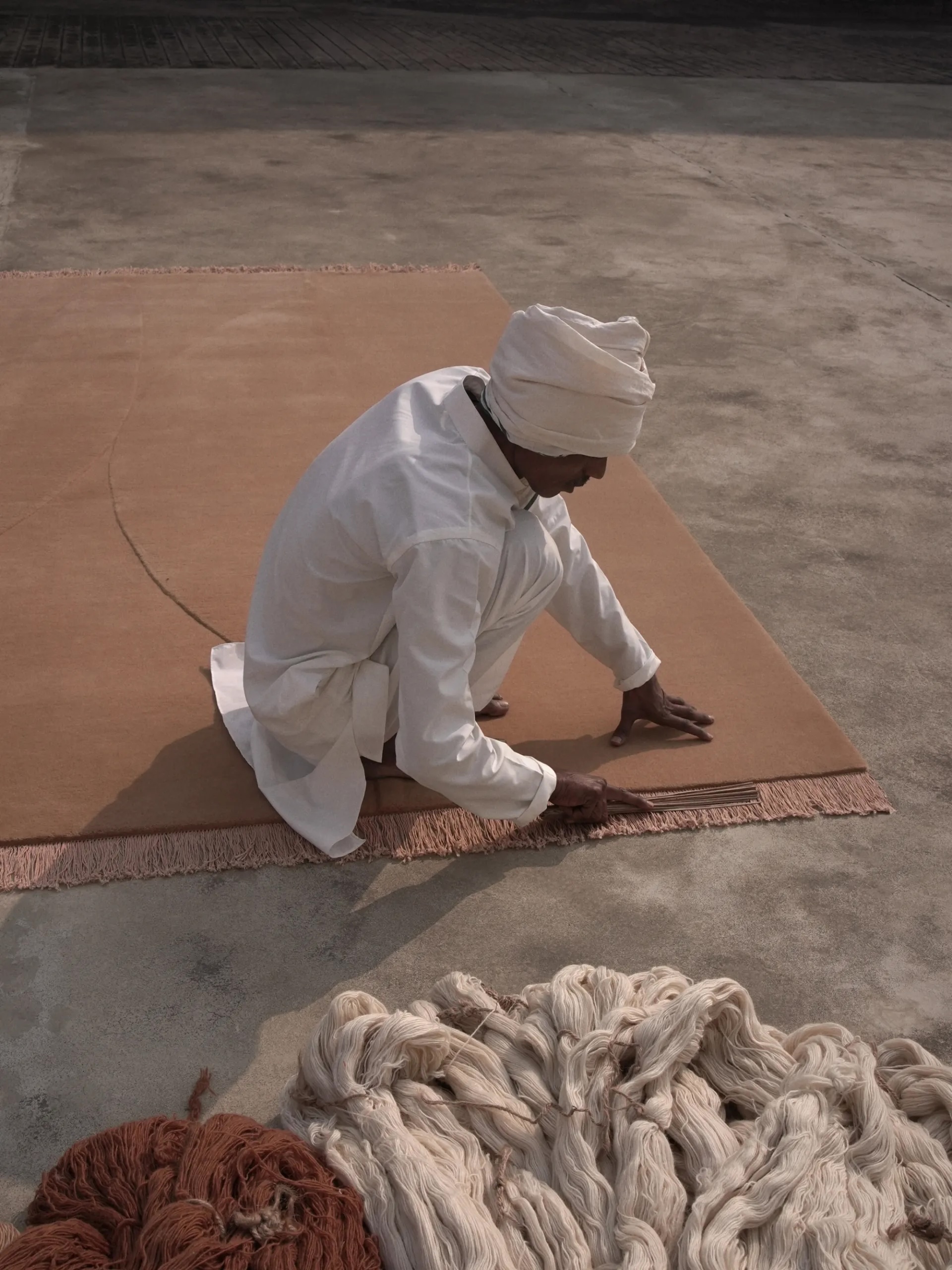 Armadillo Cirrus pure wool hand-knotted rug with pillowy raised pile in Salt colourway, ideal for bedroom or lounge