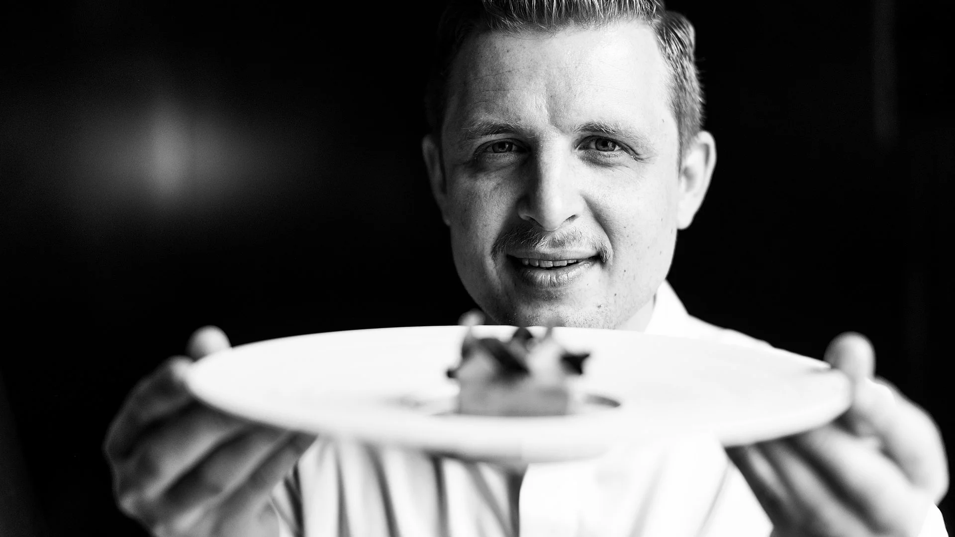 Chef Marc Bernhart | Weisses Kreuz Hotel in Burgeis | The Aficionados
