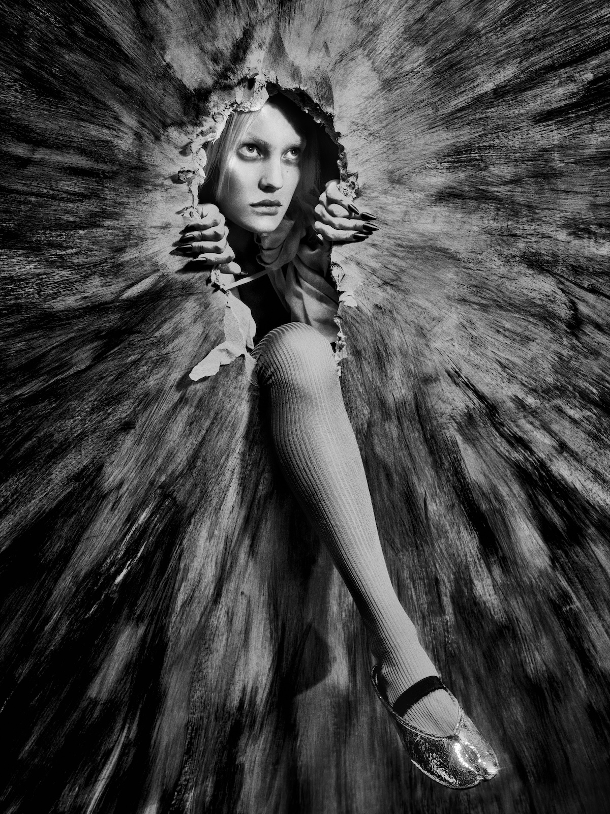 Photographer Elizaveta Porodina | Fotografiska Arctic Exhibition at Nusfjord, Lofoten Norway