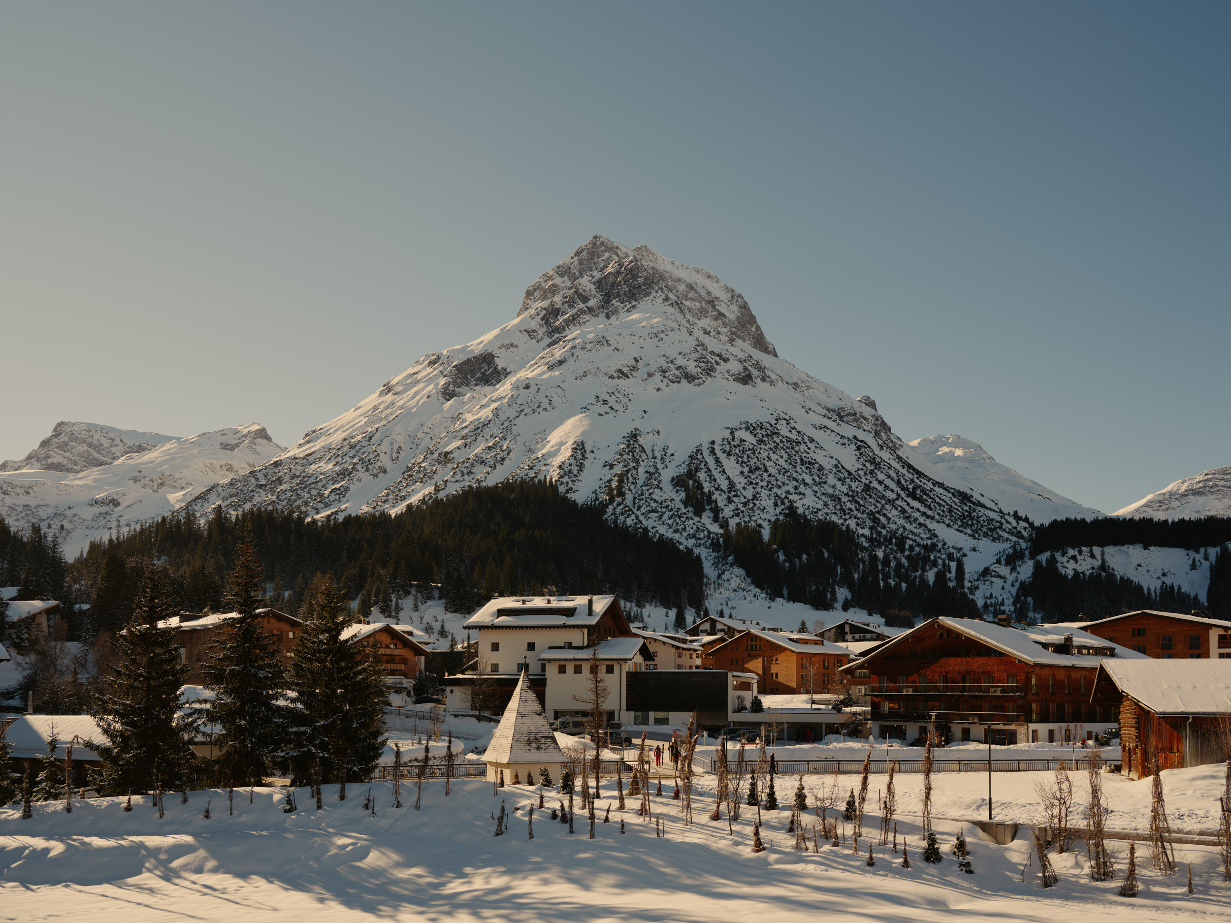 Good Mountain Life  - Arlberg Club House Lech, Austria - Restaurant & Bar 