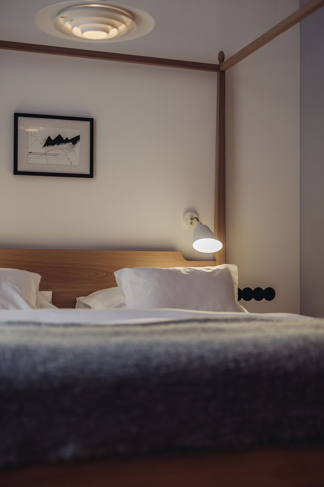 Austrian Actor Tobias Moretti creates his Suite in Vienna