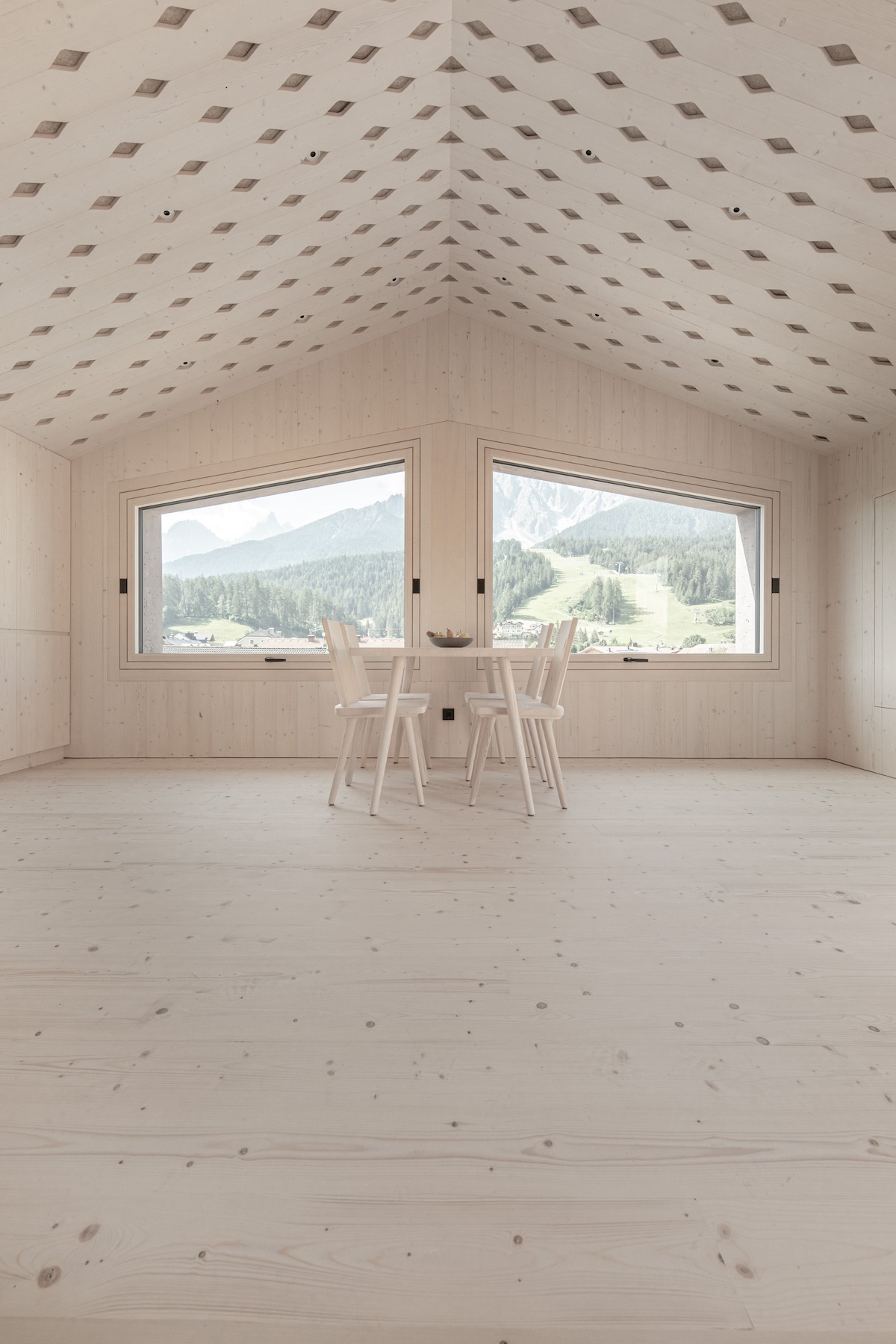 Pedevilla Architects’ Bühelwirt & Atto Suites Design Hotel | The Aficionados