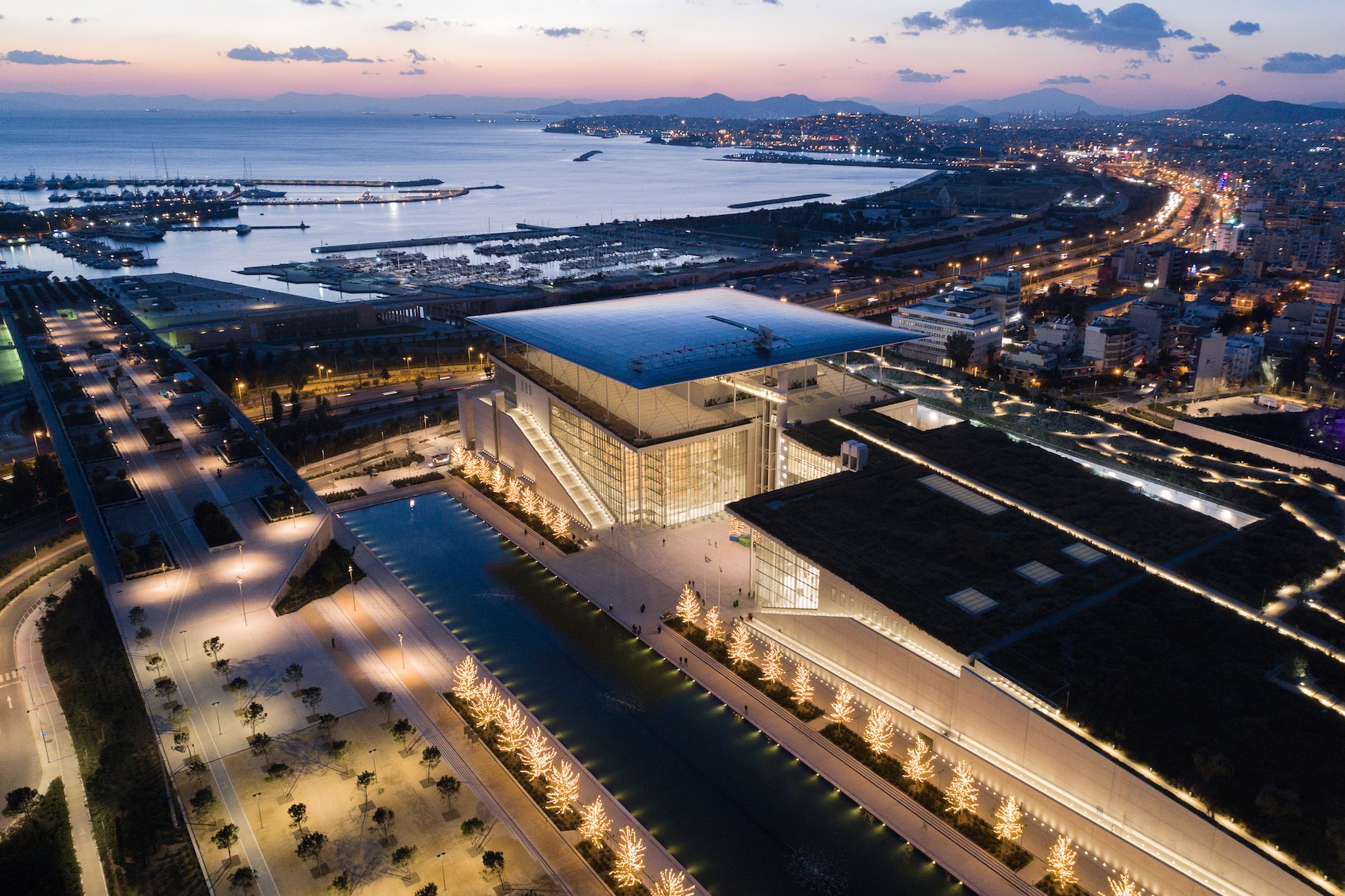 Architect Renzo Piano designs The Stavros Niarchos Foundation Cultural Centre Athens 