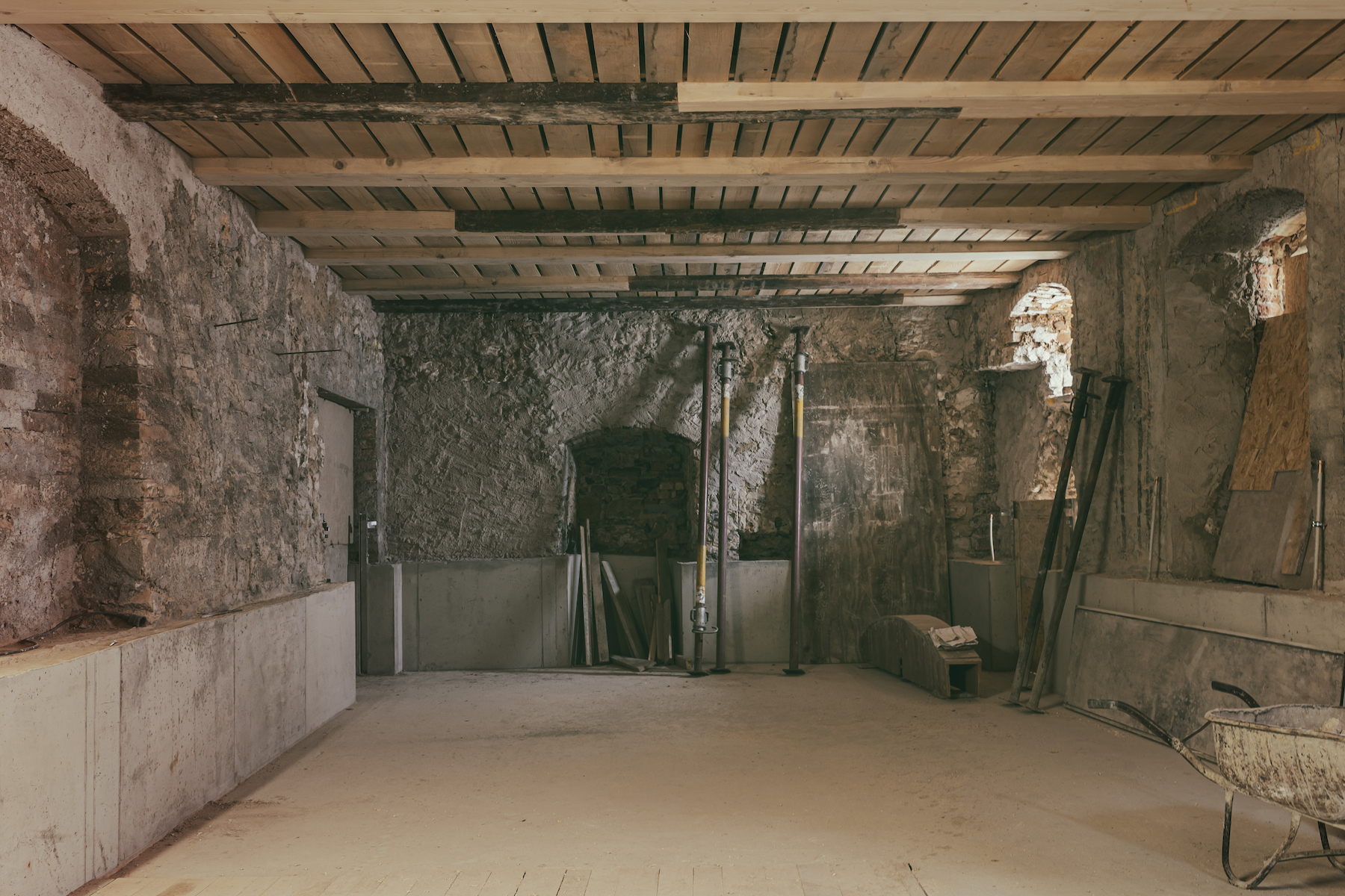 Bootshaus Amberg Hotel | 600-Year-Old Riverside Heritage Hotel in Bavaria