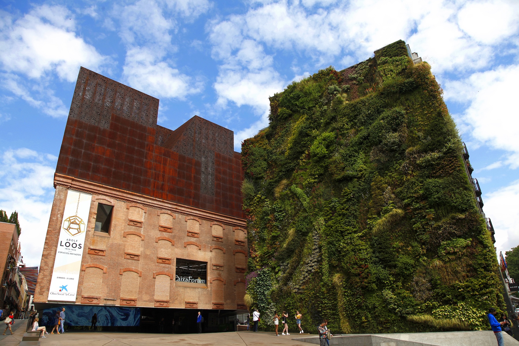 Madrid Architecture | Modernist, Brutalist & Contemporary City