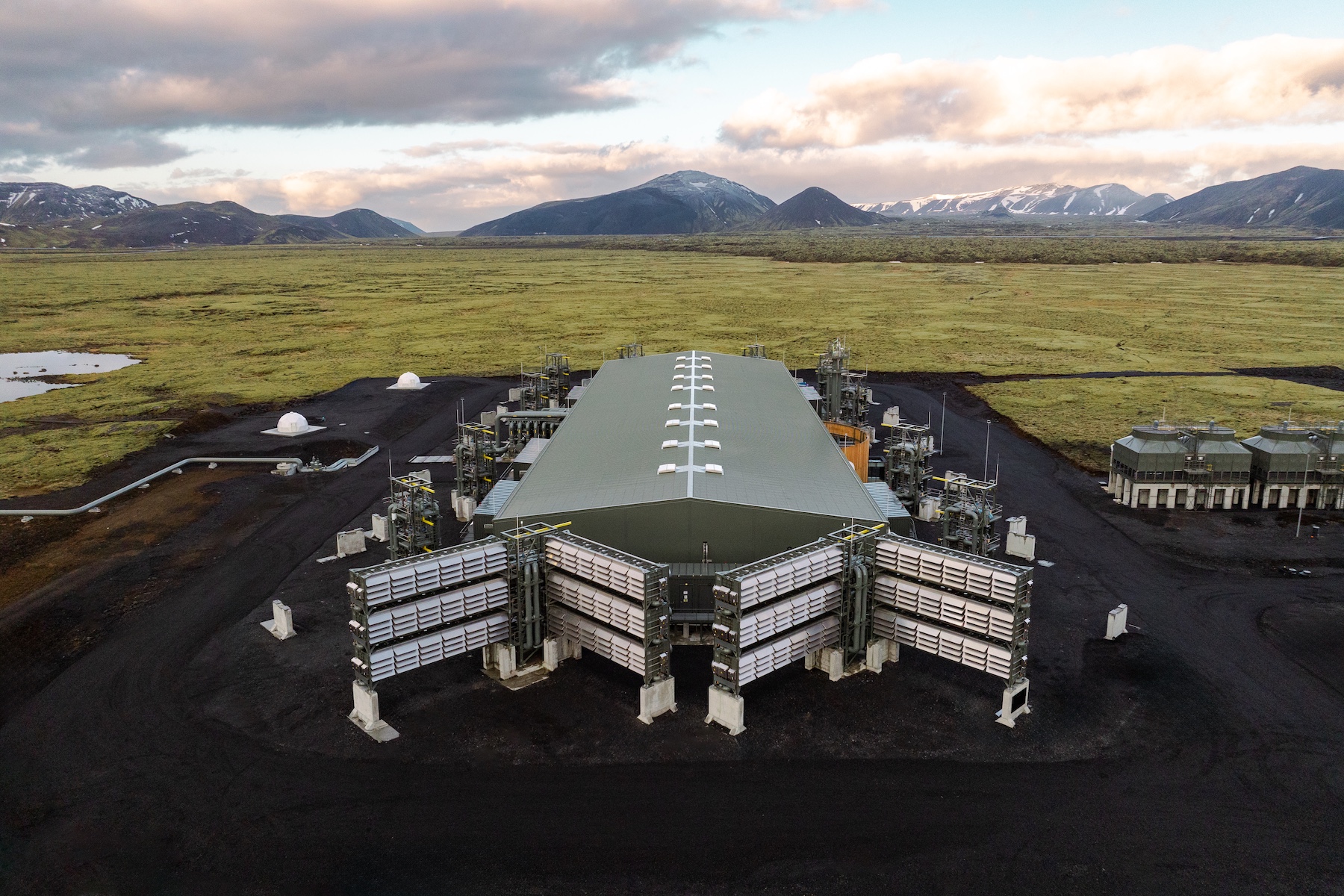 Climeworks: Carbon Capture, Innovation & Engineering 